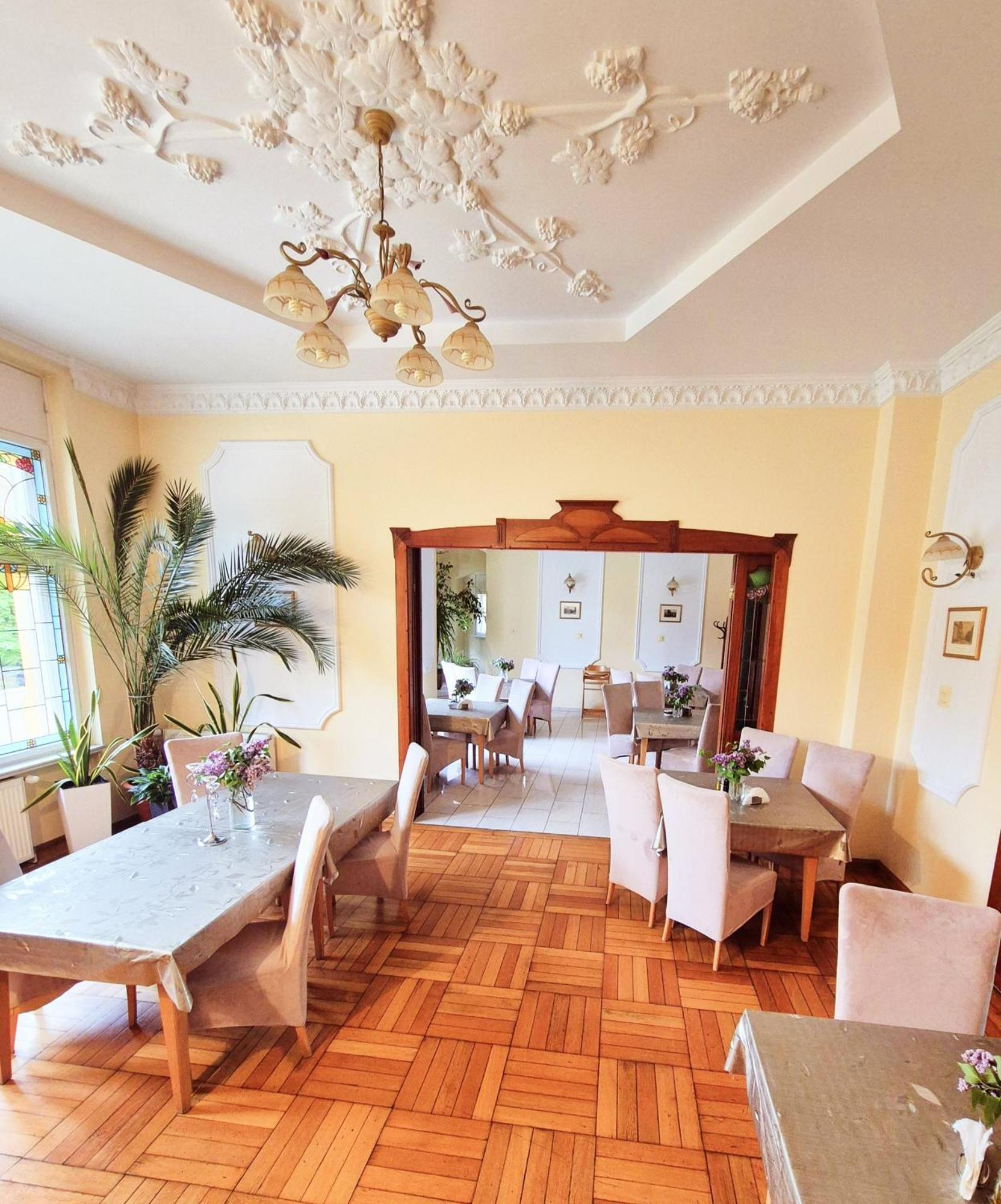 Hotel Palacyk Legnica